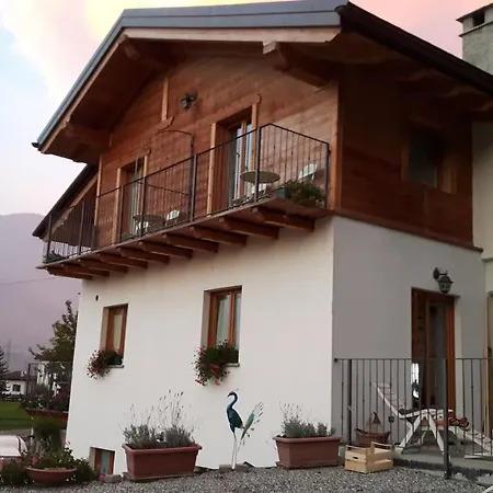 La Del Mulino Oda ve Kahvaltı Pollein